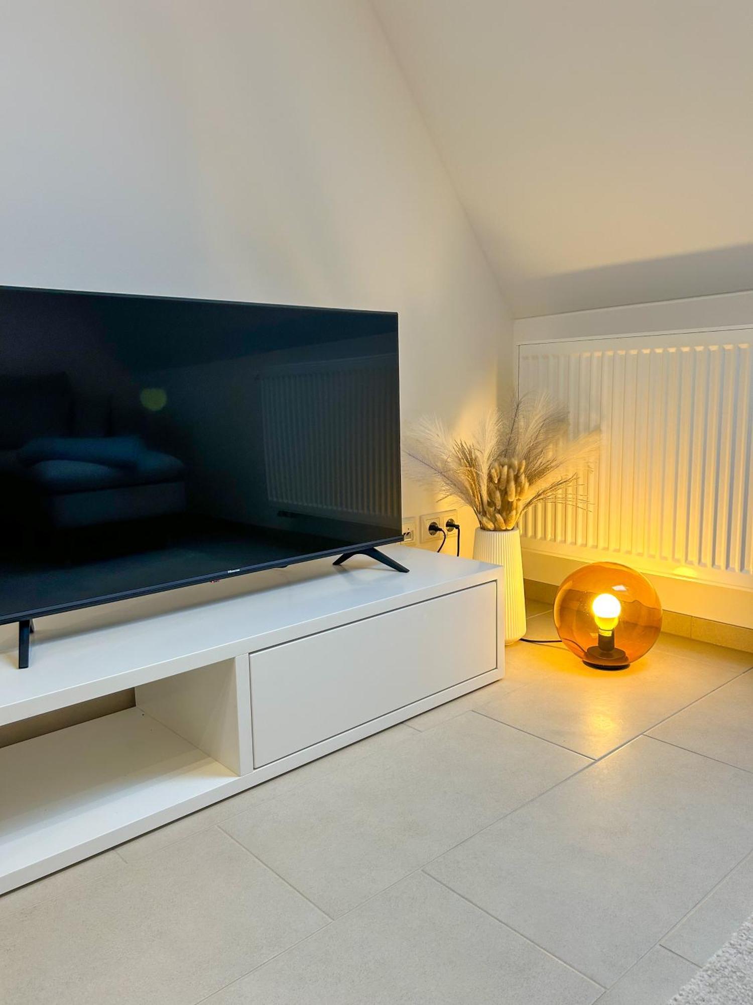 Ferienwohnung As5 Two Bamberg - Zentrale Lage Mit Parkplatz Hallstadt Ngoại thất bức ảnh