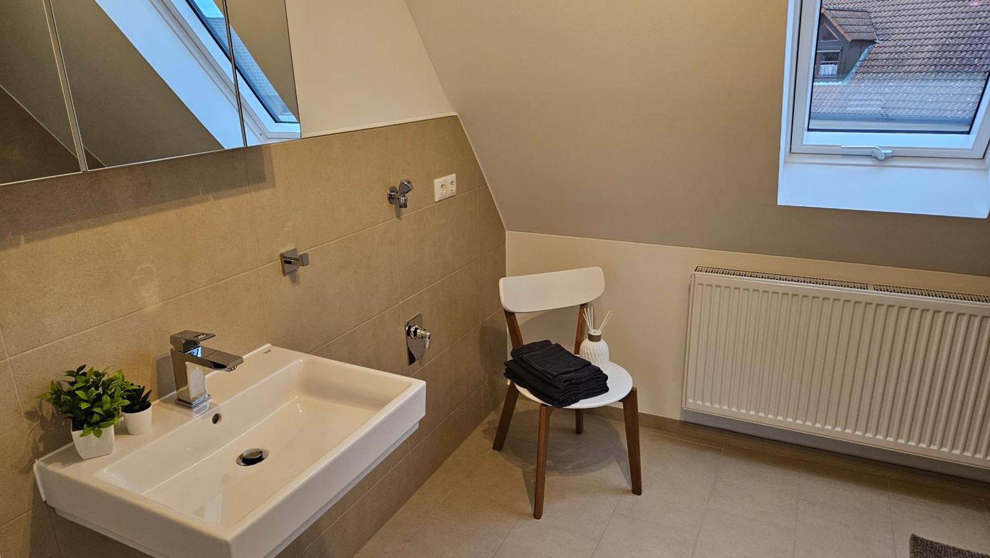 Ferienwohnung As5 Two Bamberg - Zentrale Lage Mit Parkplatz Hallstadt Ngoại thất bức ảnh